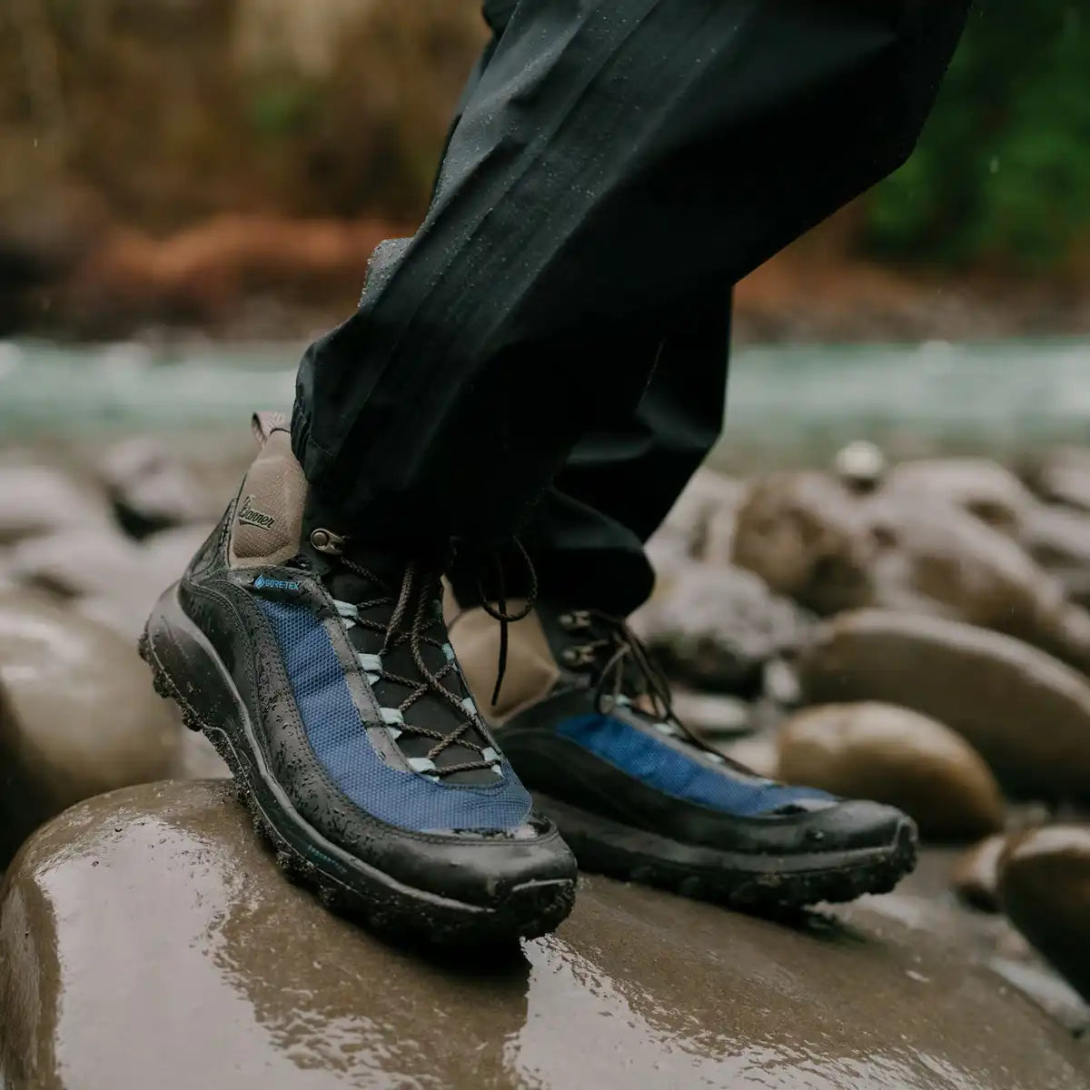 N45 Mid GTX Jet Black/Imperial Blue - Image 7