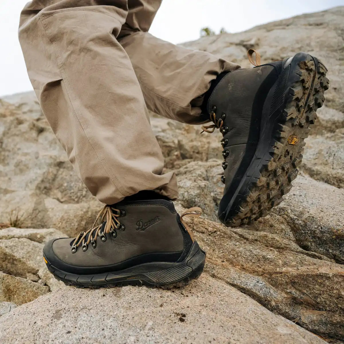 Men's MTN45 Mid GTX Smoky Olive - Image 7